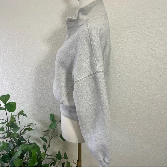 Abercrombie & Fitch Soft A&F Max Essentials Half-Zip Pullover Sweatshirt - Picture 2 of 7